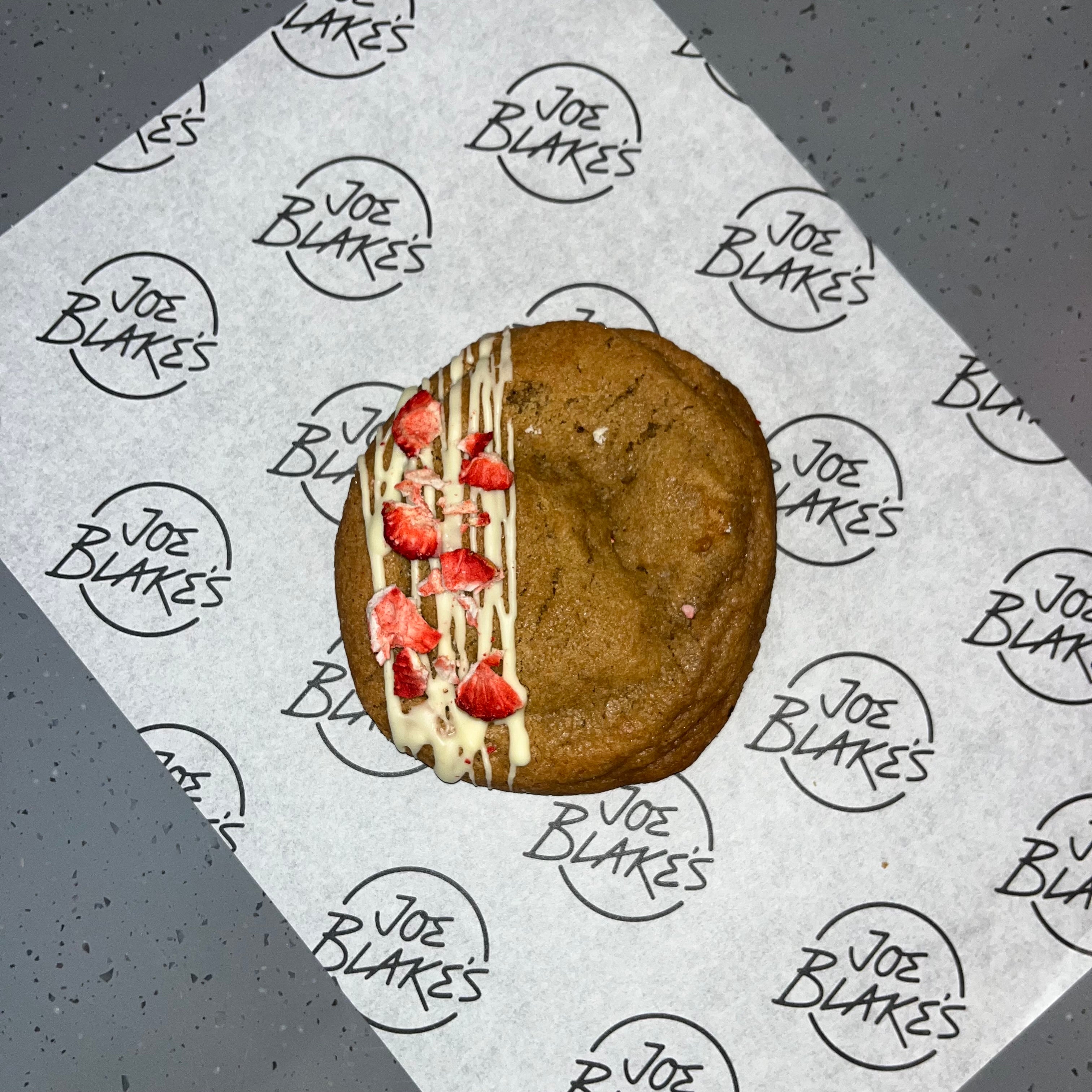 Strawberries & Cream Cookies