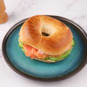 Smoked salmon bagel