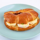 Egg Croissant 