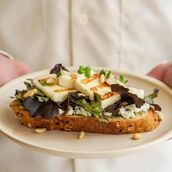 Halloumi Pesto Toast