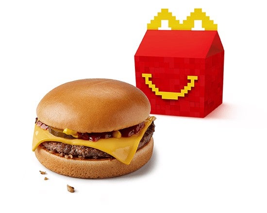 Cheeseburger Minecraft Movie Happy Meal®