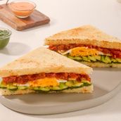 Avocado n Egg Sando