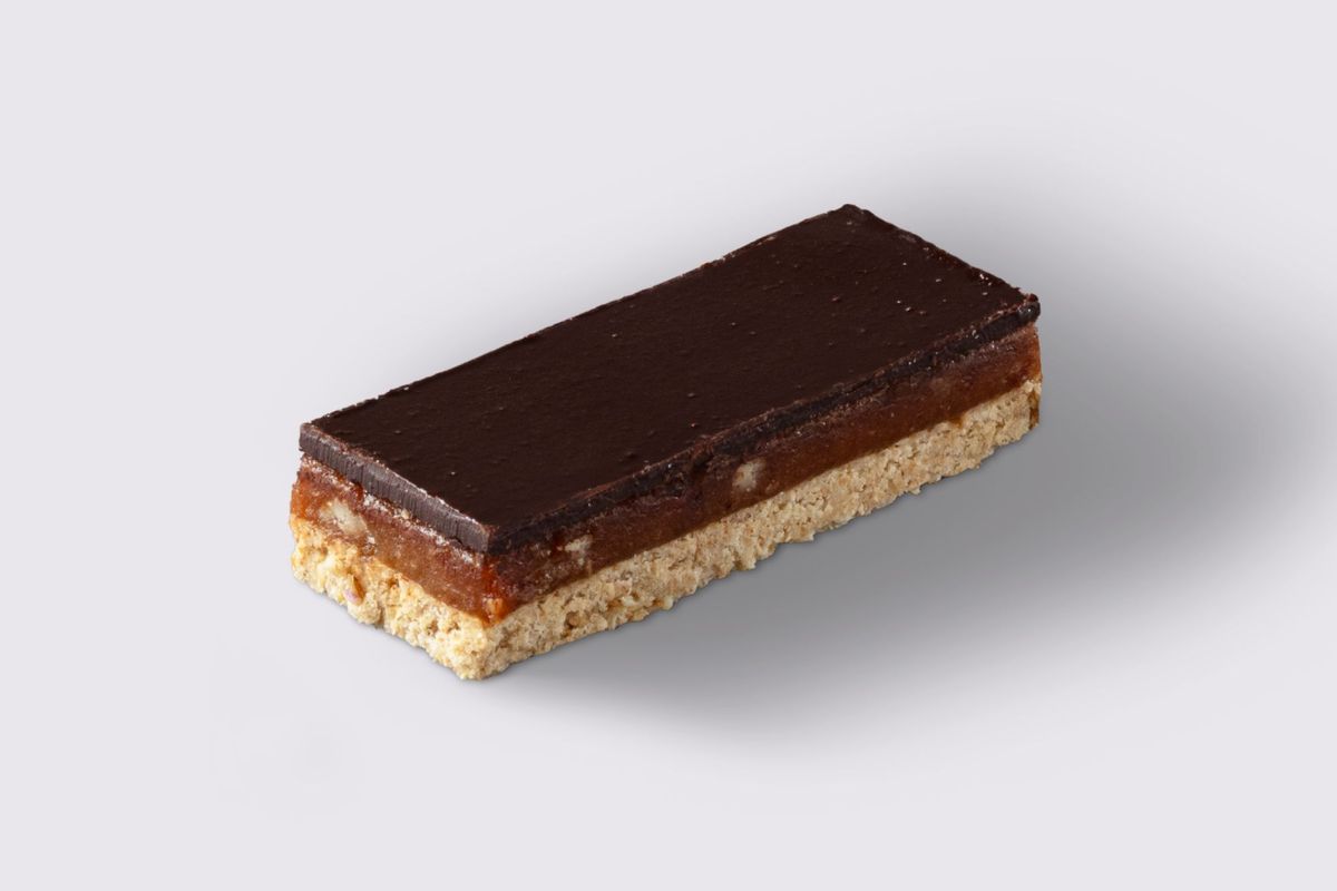Raw Caramel & Chocolate Bar