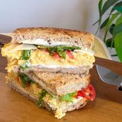 Cheddar Egg Sandwich