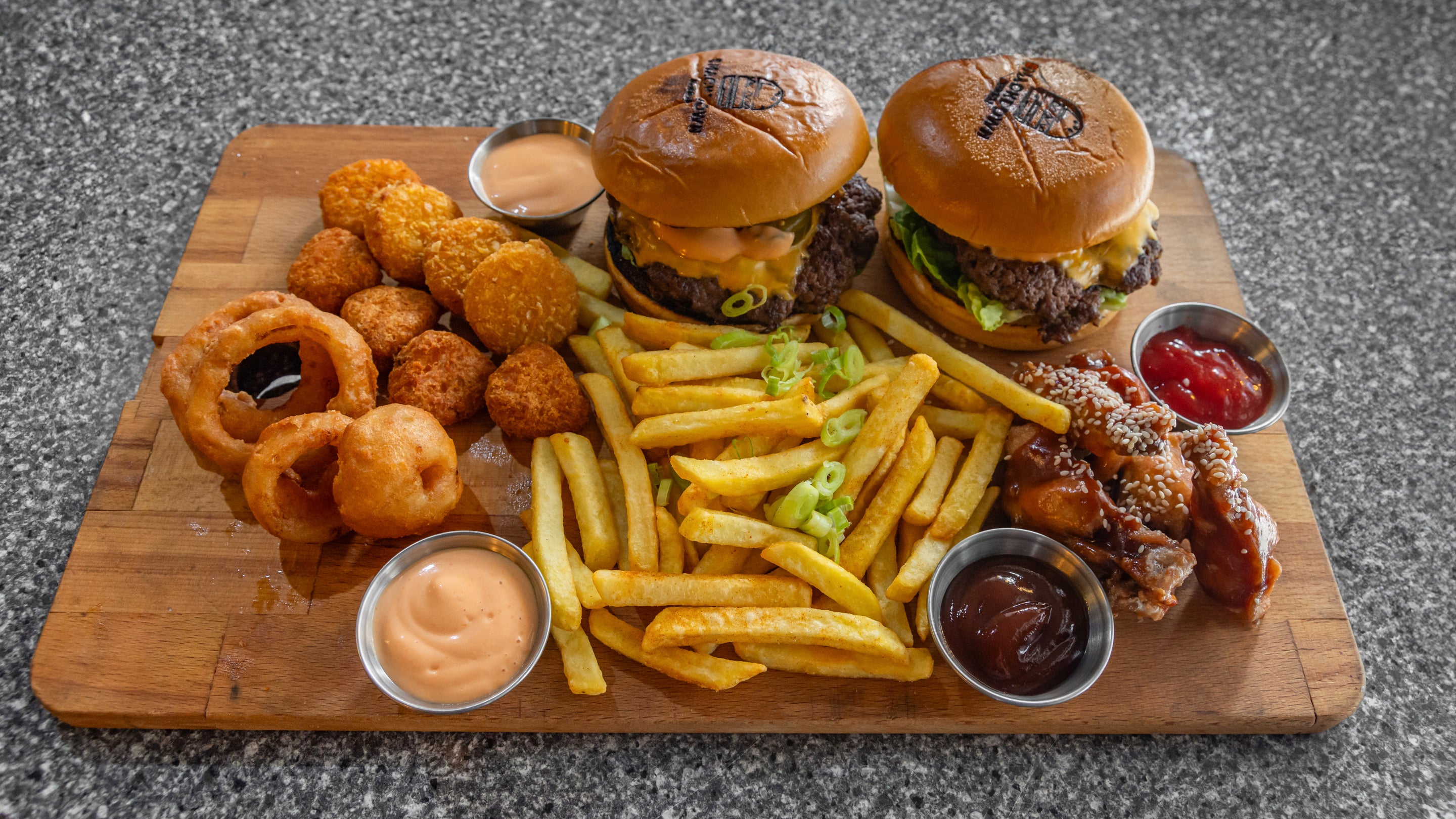 Santinos Grill