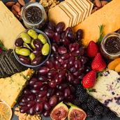 Vegetarian Cheese Board (5-8 People)