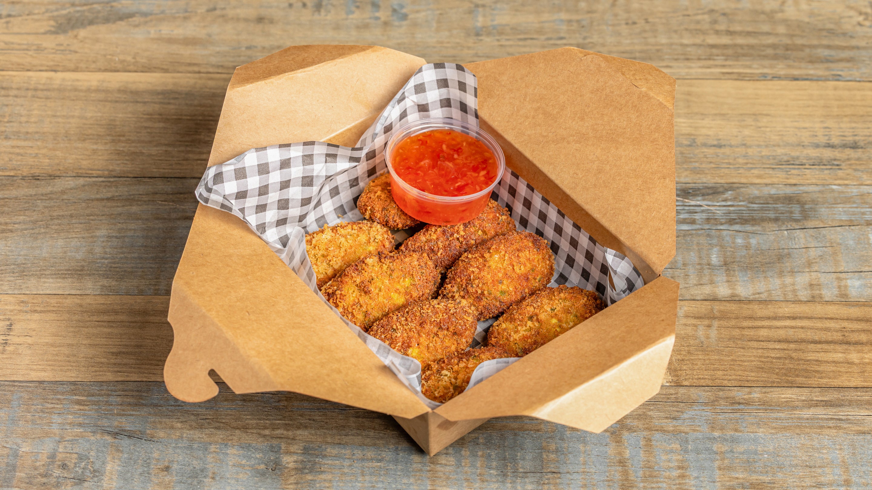 Bun with crispy vegie protein (crispy tofu)����
