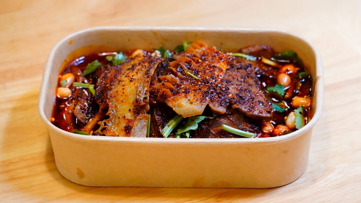 Beef and Ox Tripe in Chili Sauce 夫妻肺片