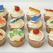 Back To School Cup Cake