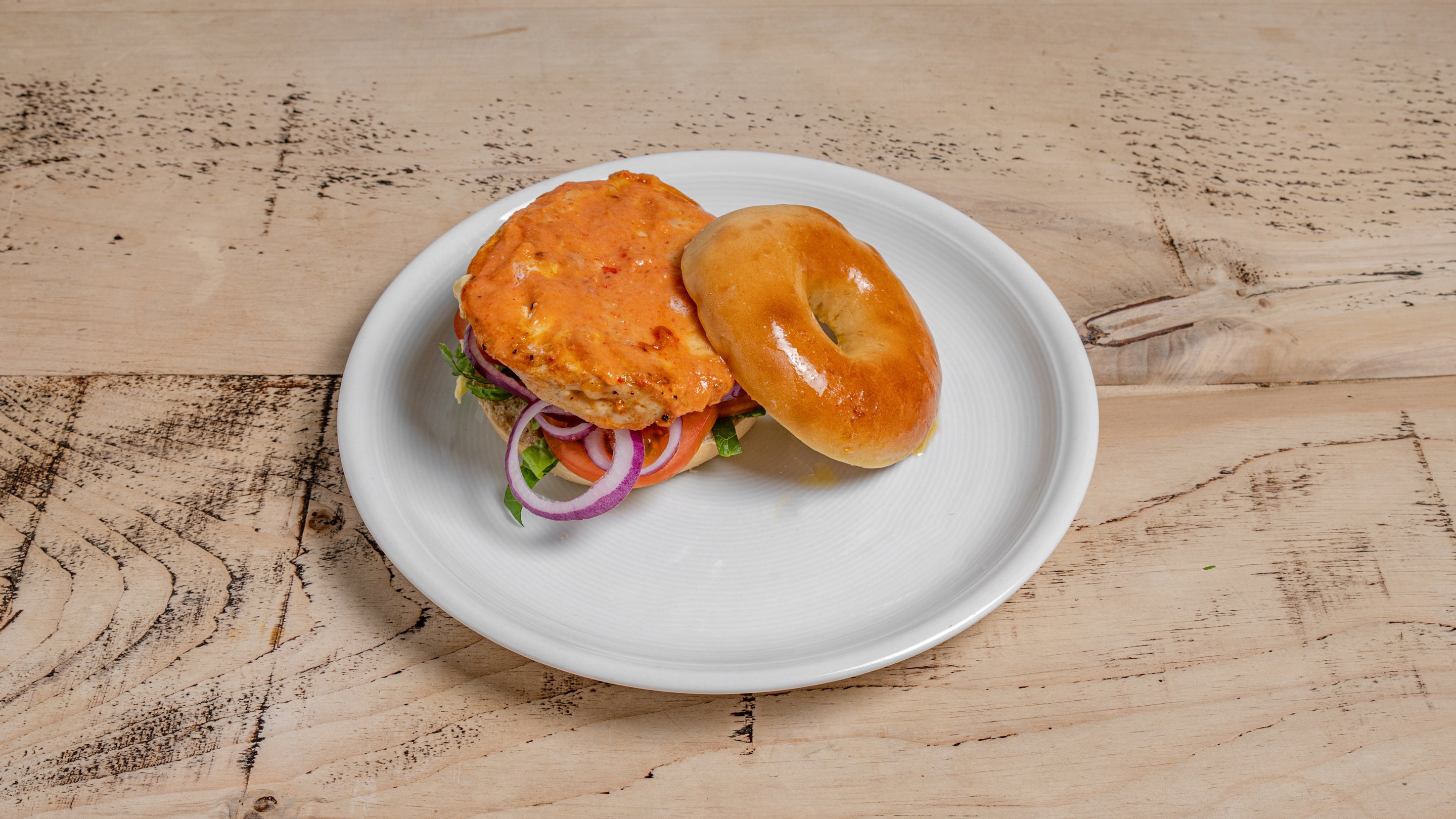 Peri peri chicken bagels