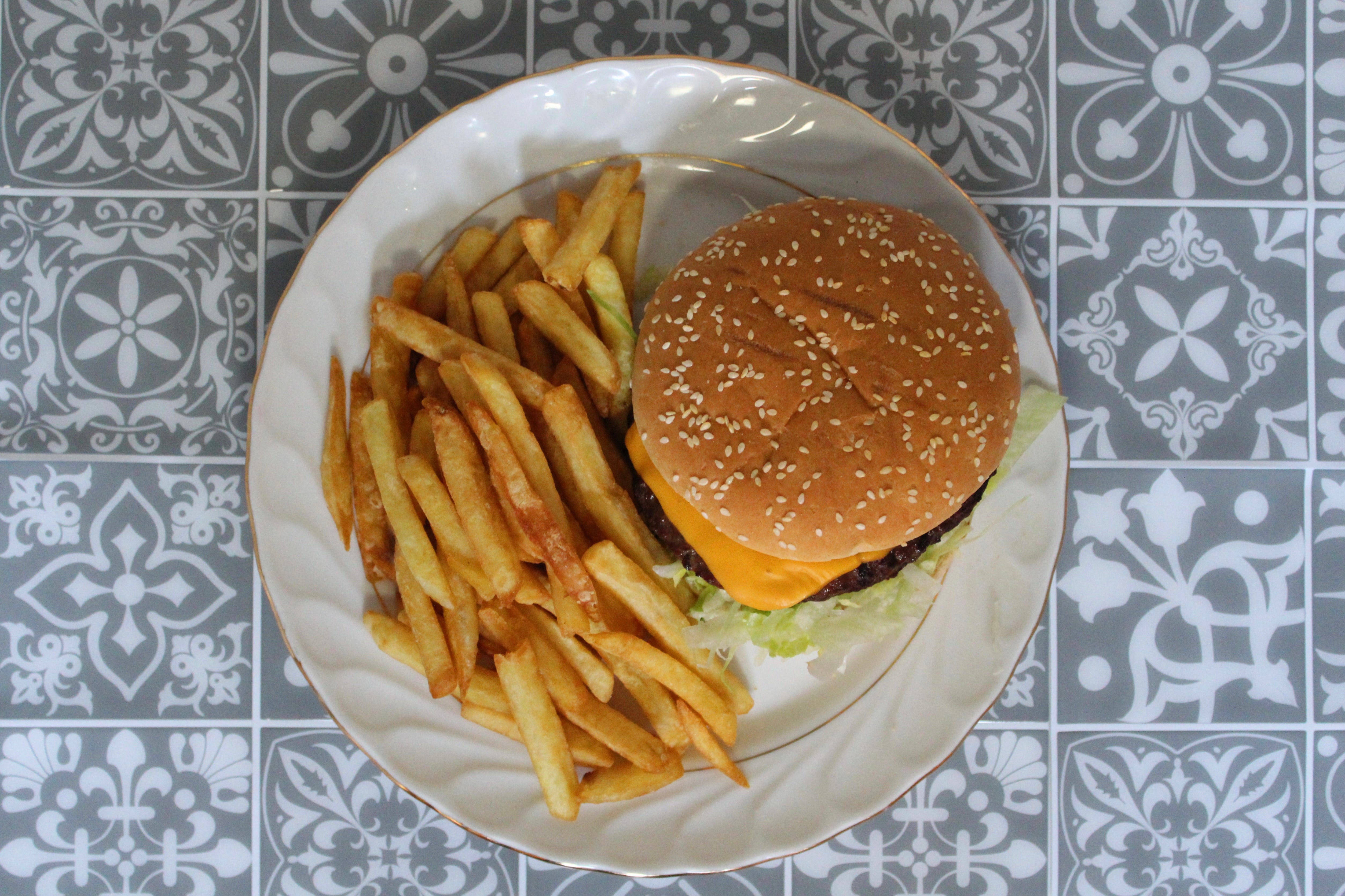 1/2 Pounder Burger