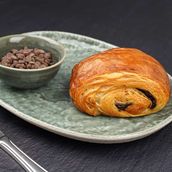 CHOCOLATE CROISSANT