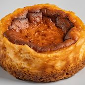 San Sebastian Cheesecake with Classic Flavor (1pc x 1pkt)