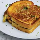 Omelette Bread Sandwich