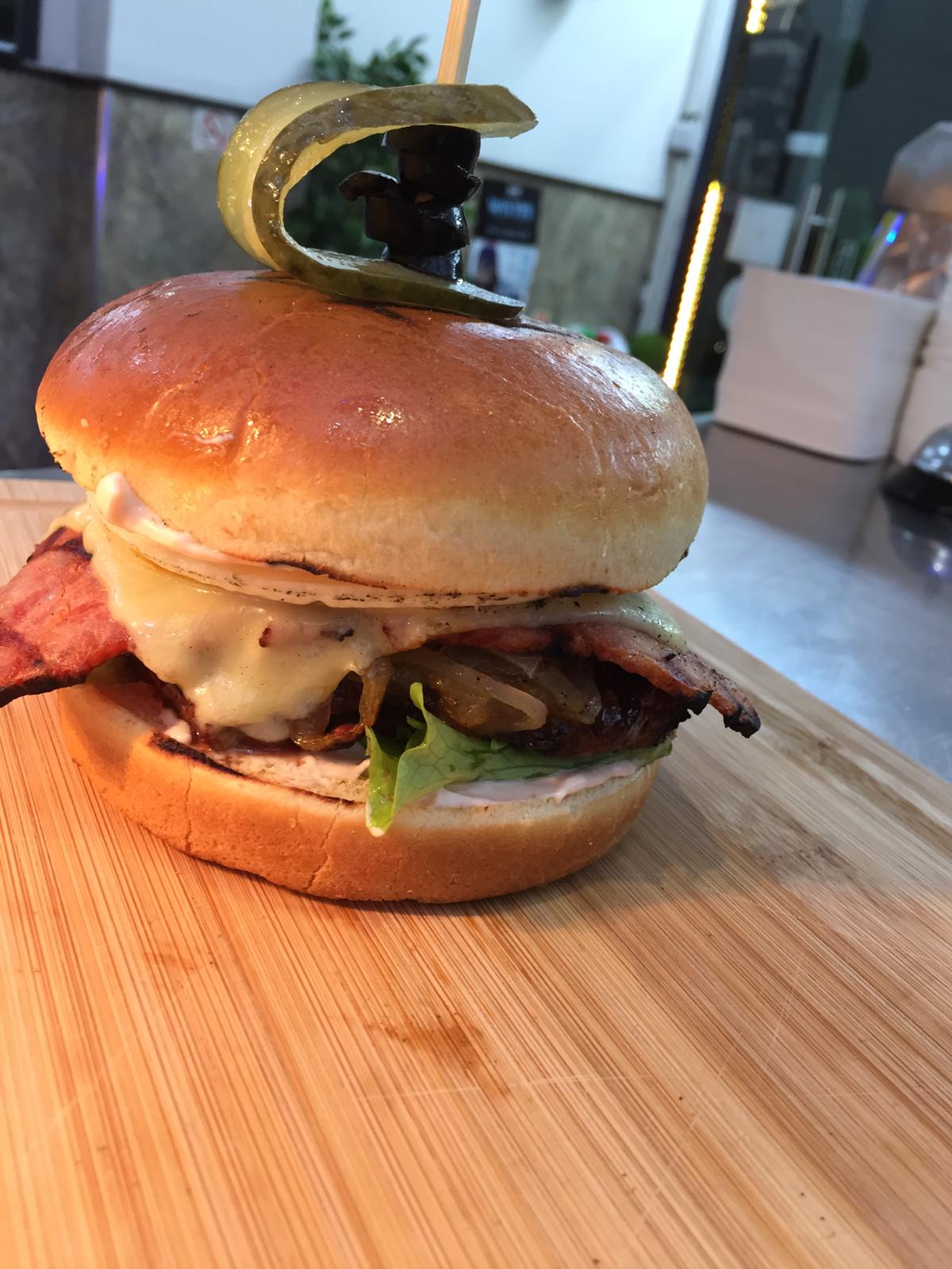 Ribeye Special Burger