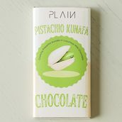 Pistachio Kunafa Chocolate Bar