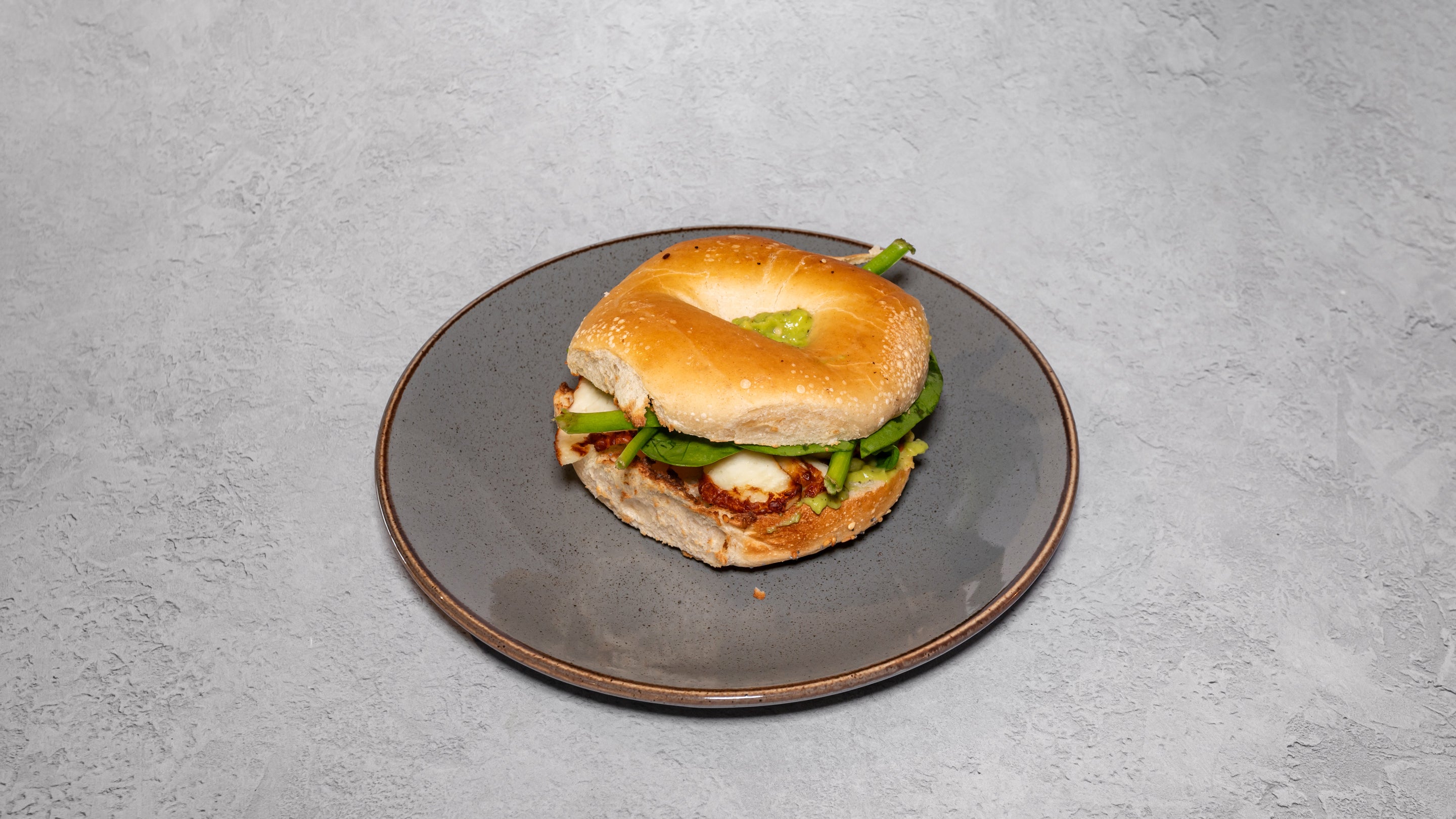 Halloumi Bagel