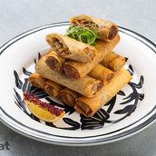 Green Chili Chicken Spring Rolls