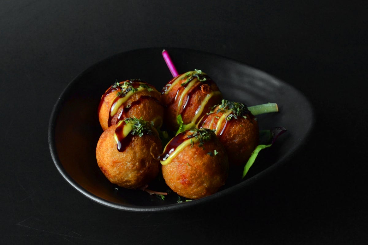 Takoyaki (Octopus Balls) 4 Pcs