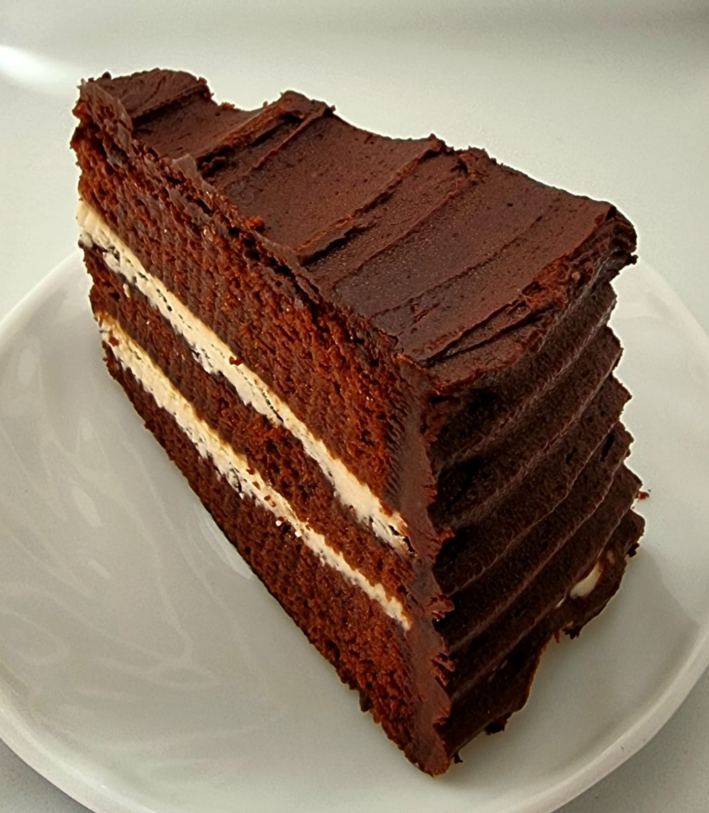 Vegan Chocolate Caramel Cake