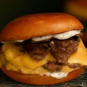 	TRAVE SMAGE BURGER