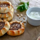 Lahm Bi Ajin Fatayer