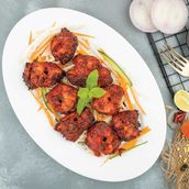 CHICKEN TANDOORI BOTI  Chutney and salad