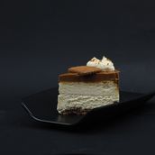 Cheesecake slice 