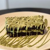 Pistachio Kunafa Brownie
