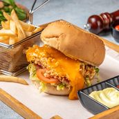 CHICKEN BURGER