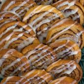 Cinnamon roll slice 40 pieces