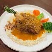 Shank With Mashed Potato