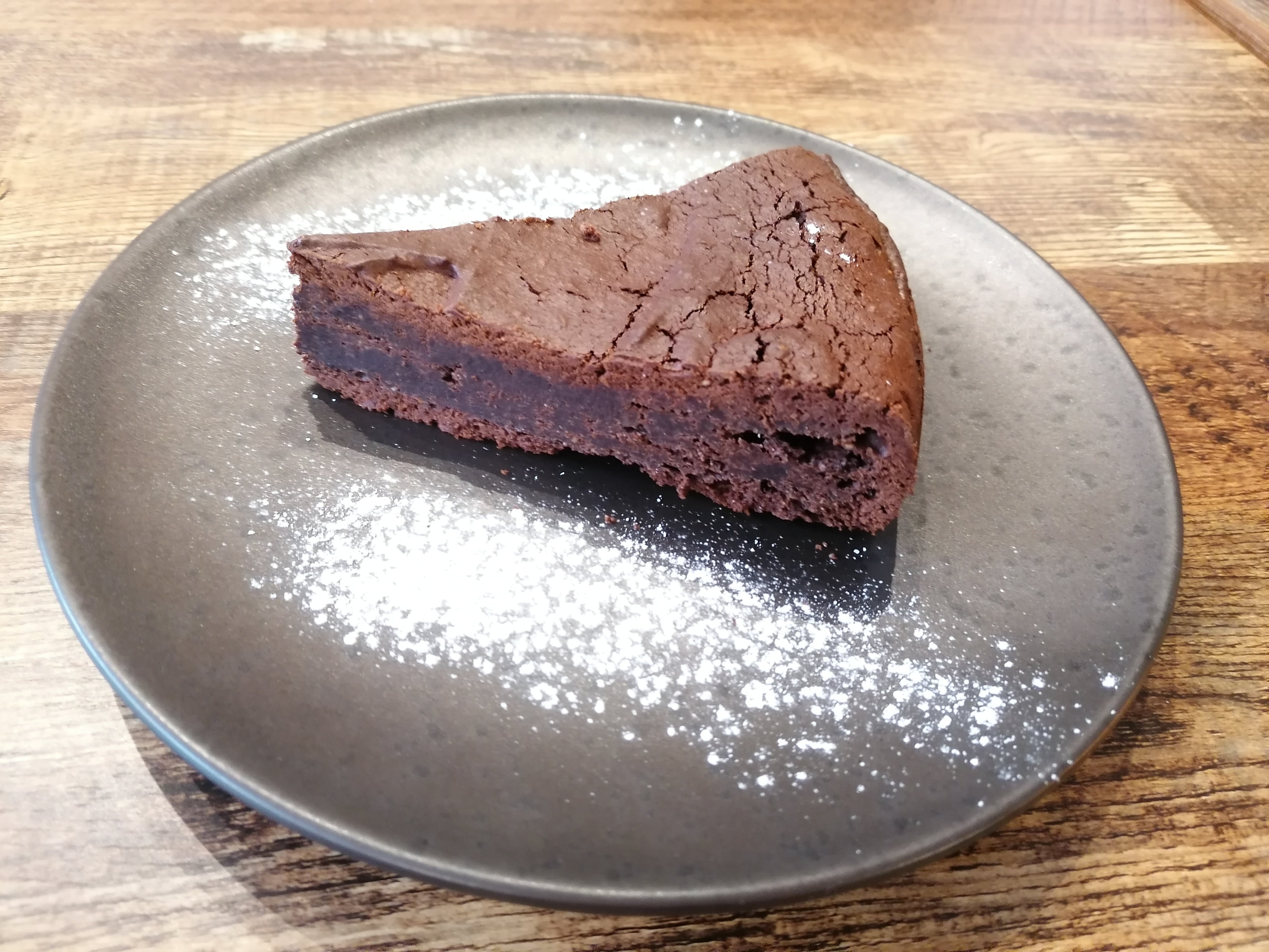Dry Choccolate Cake