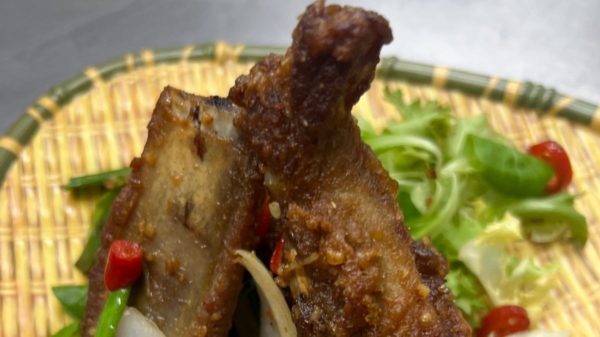 Salt and Chilli Ribs 椒盐骨
