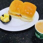 Bun Maskaa with Milk Tea 1 Piece