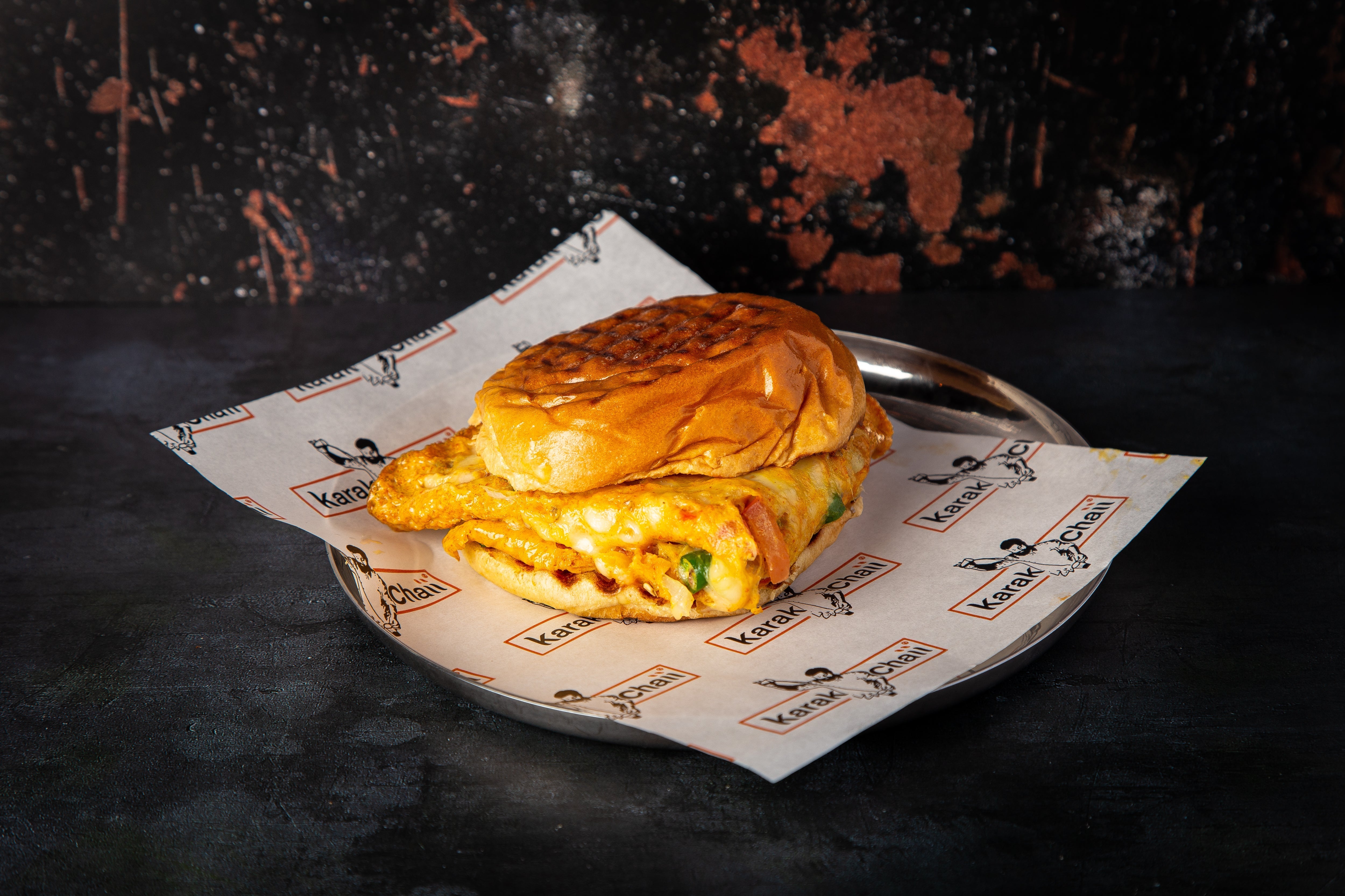Masala Omelete Bun