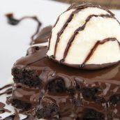 Browni With Ice Creams Vanilla