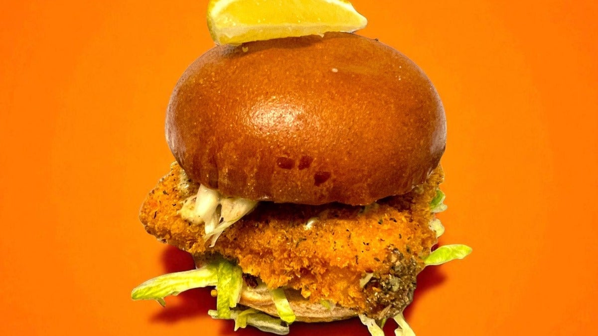 Pataka Paneer Burger