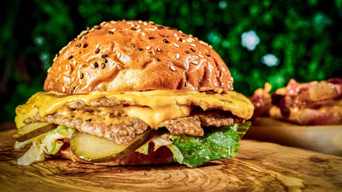 Double Chicken Smash (Halal)