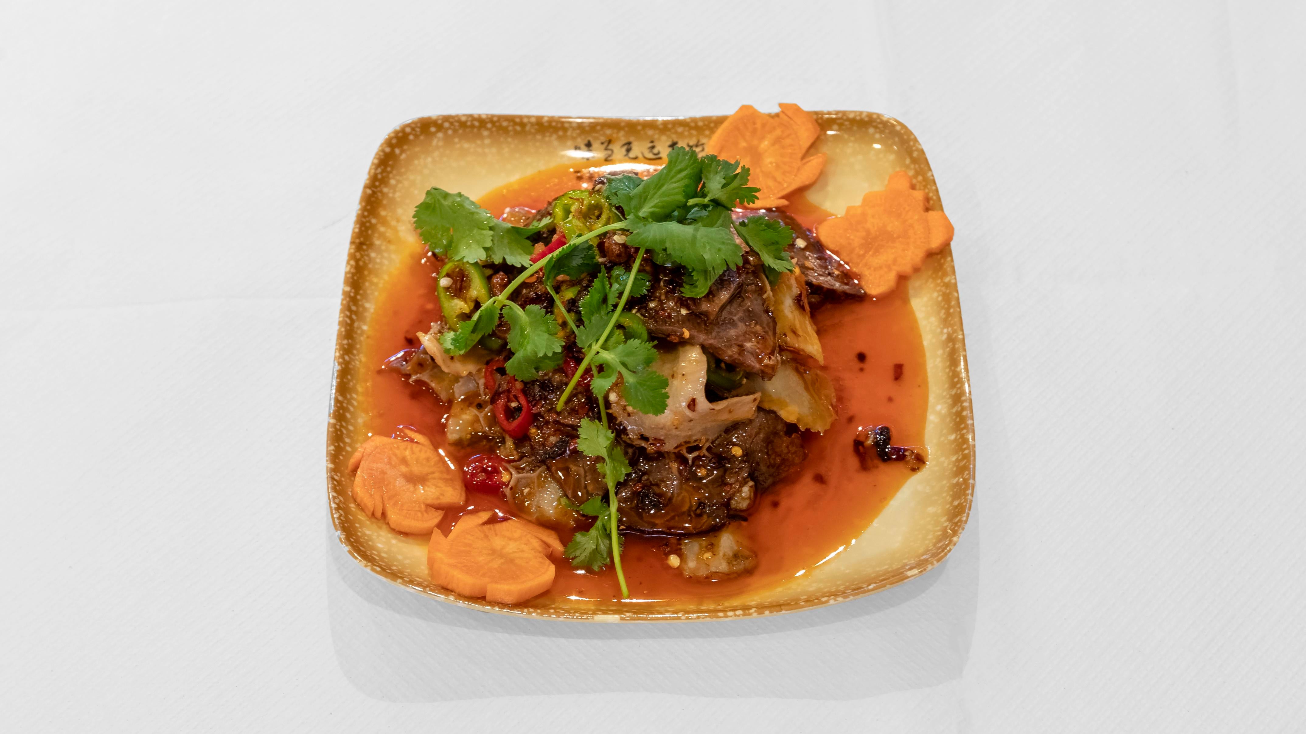 Beef Tendon & Tripe in Spicy Sauce 夫妻肺片