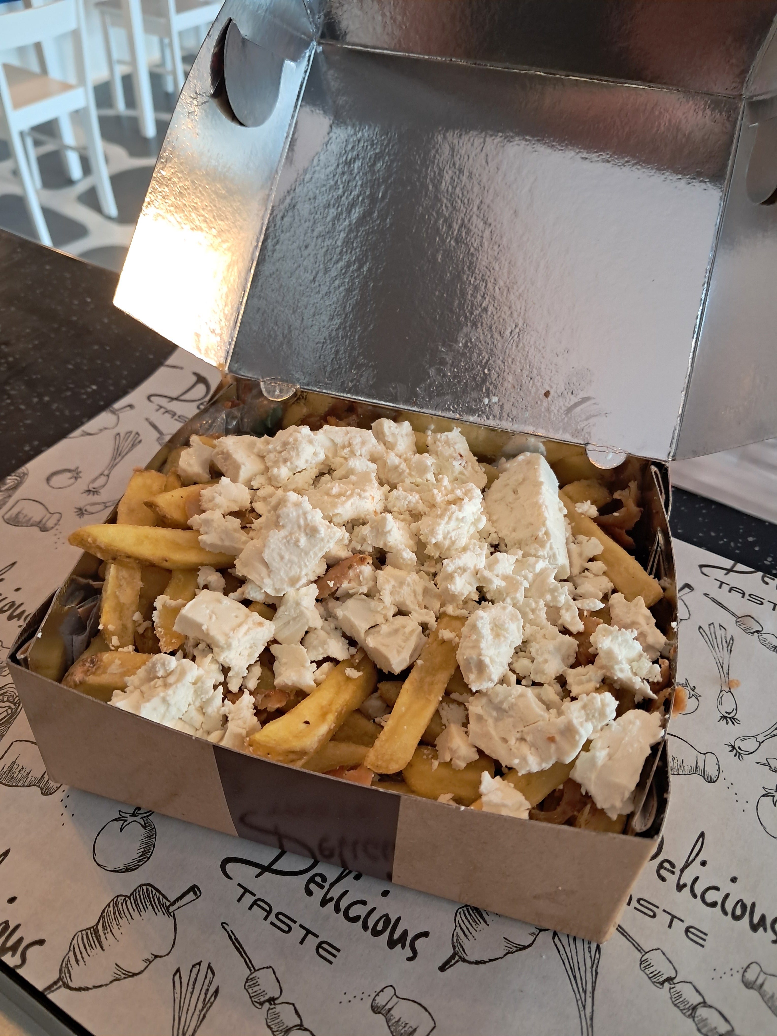 Chips with Feta