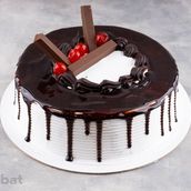Kit Kat Cake