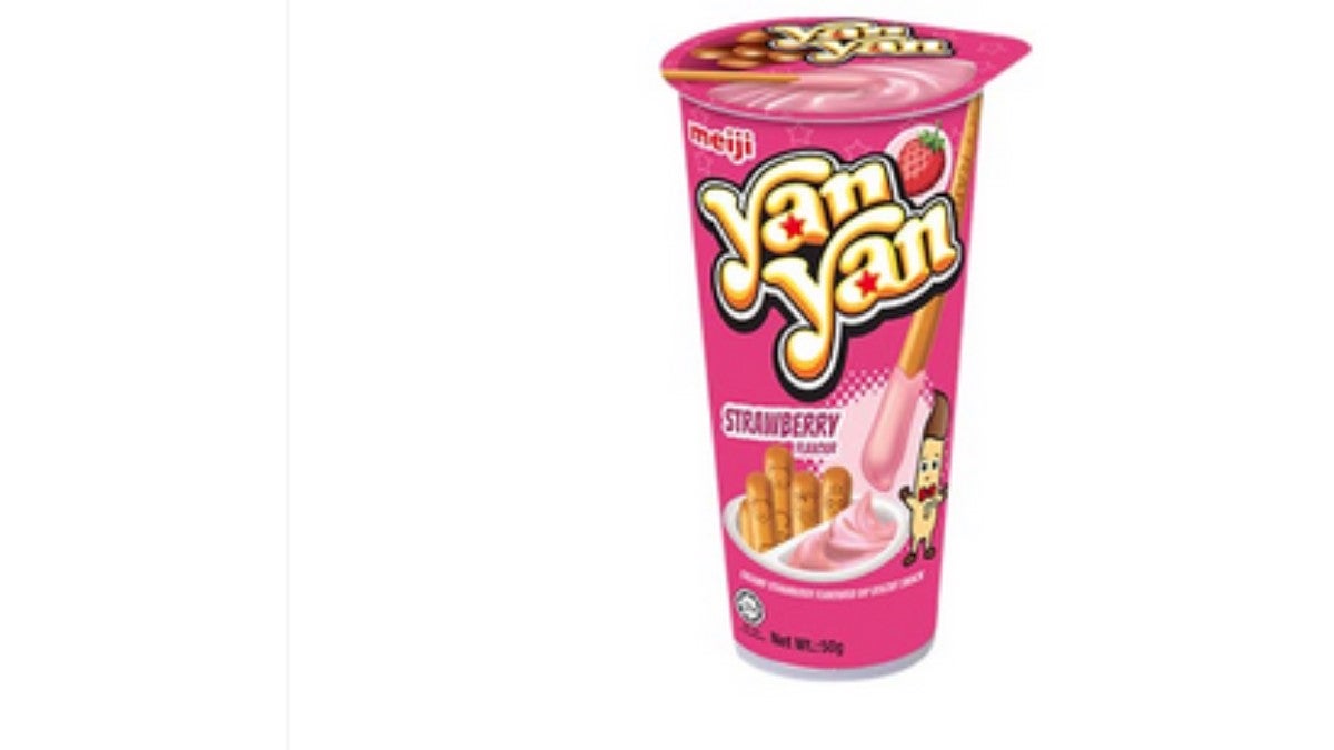 Meiji Yan Yan Strawberry Biscuit Snack - 50g 欣欣杯士多啤梨味