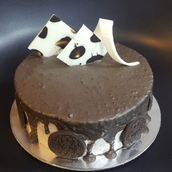 Oreo Cake 1/2 Kg