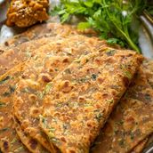 Aloo Methi Paratha