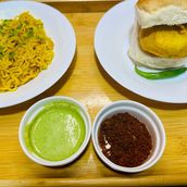 Vada Pav With Veg Hakka Noodles
