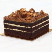 Snickers Brownies Cake
