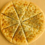 Local Thyme Pizza With Mozzarella Cheese And Honey