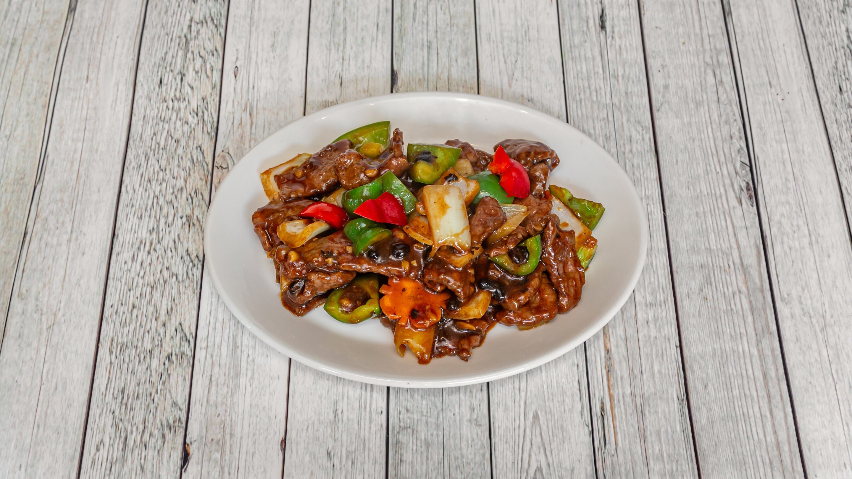 Beef with Green Pepper in Black Bean Sauce豉椒牛