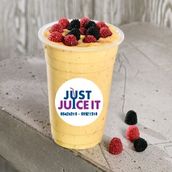 Mango Berries Cocktail Shake